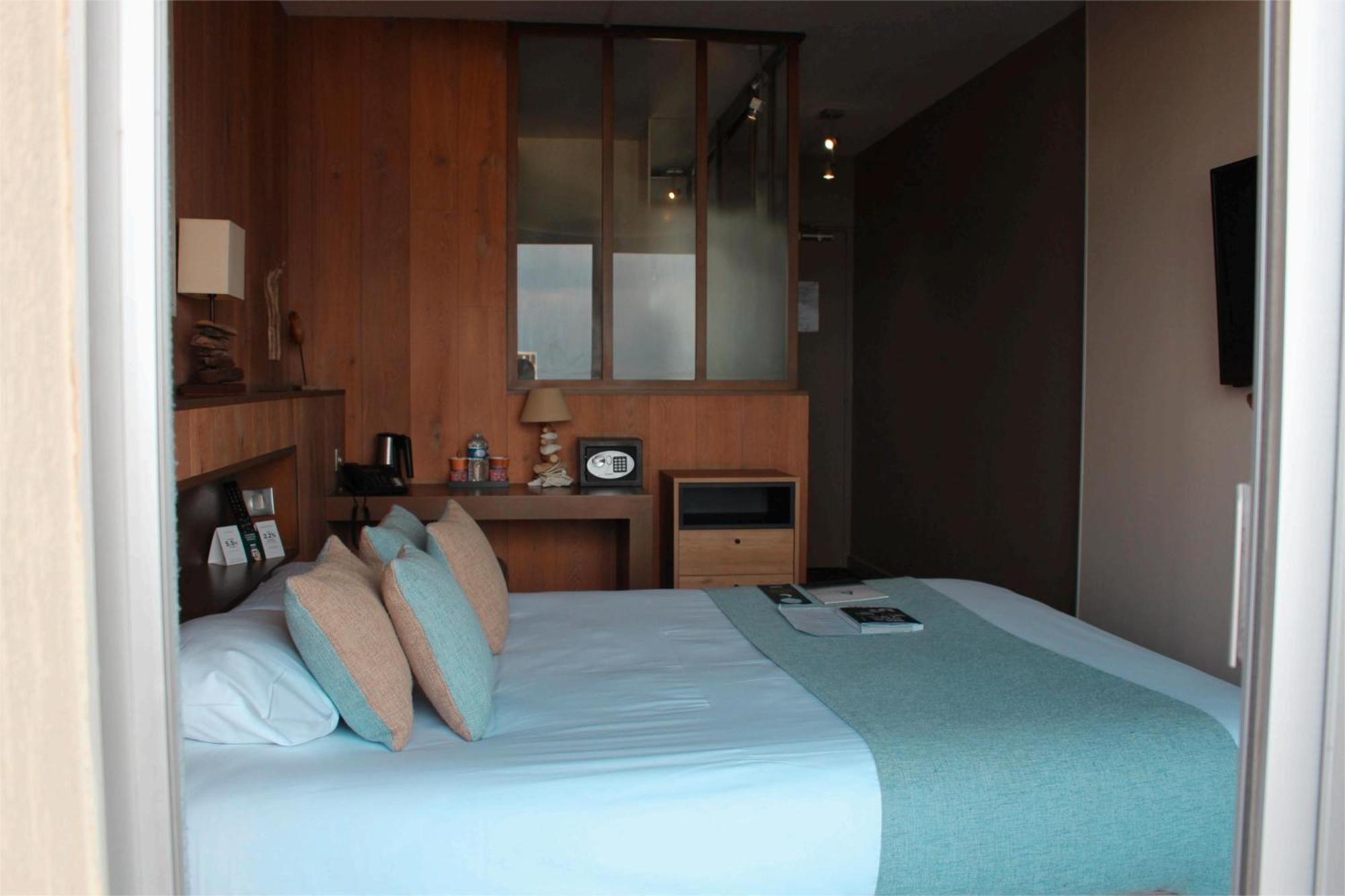 Logis Hotel Le Calluna Restaurant La Flottille Préfailles Exteriör bild