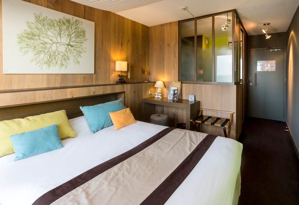 Logis Hotel Le Calluna Restaurant La Flottille Préfailles Exteriör bild